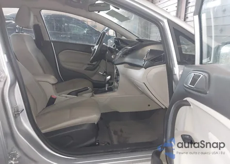 2016 Ford Fiesta Se z USA, uszkodzony, nr VIN 3FADP4BJ0GM167417